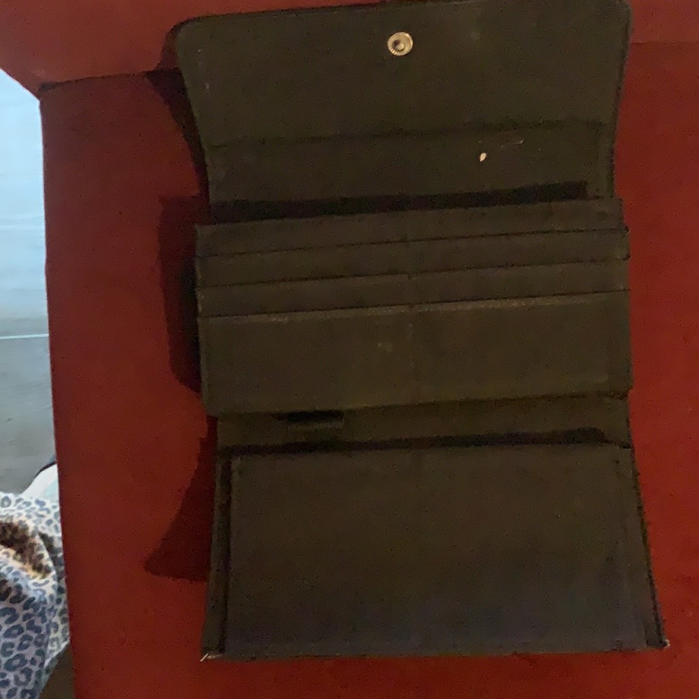 Black leather wallet - Picture 3 of 4